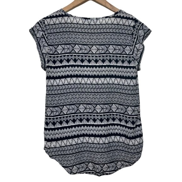 ROSE & THYME | Black and White Bohemian Style Short Sleeve Blouse | Size XS - Picture 5 of 10